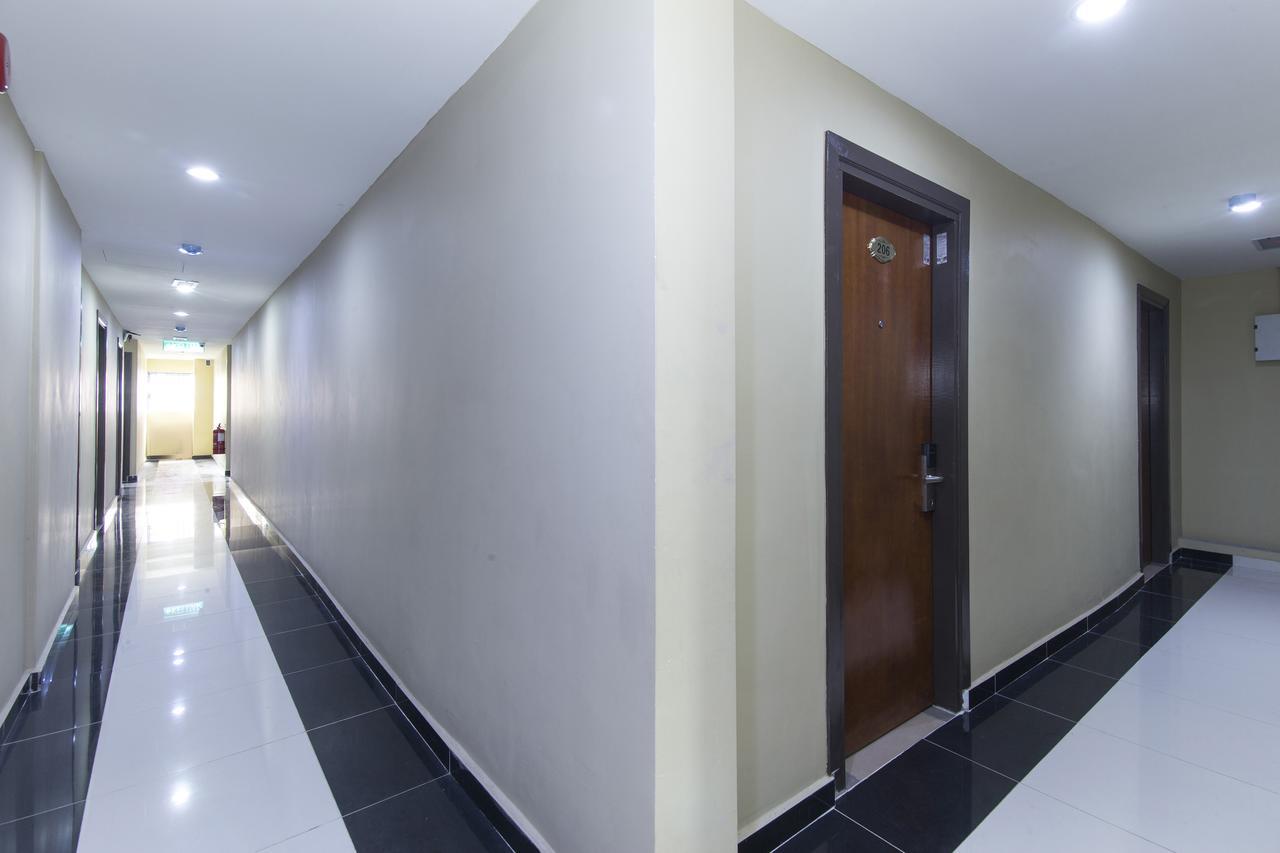 Hotel Raja Bot Куала-Лумпур Экстерьер фото
