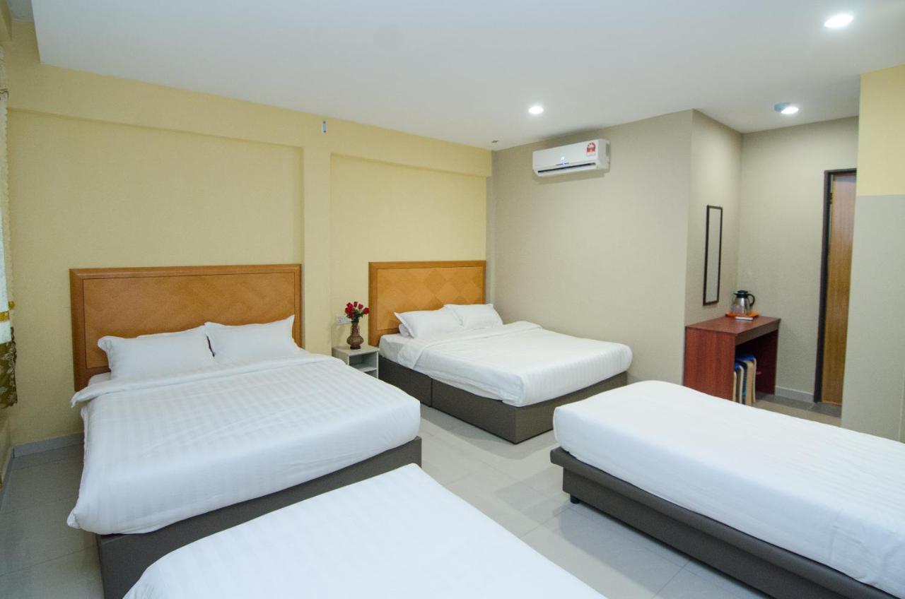Hotel Raja Bot Куала-Лумпур Экстерьер фото
